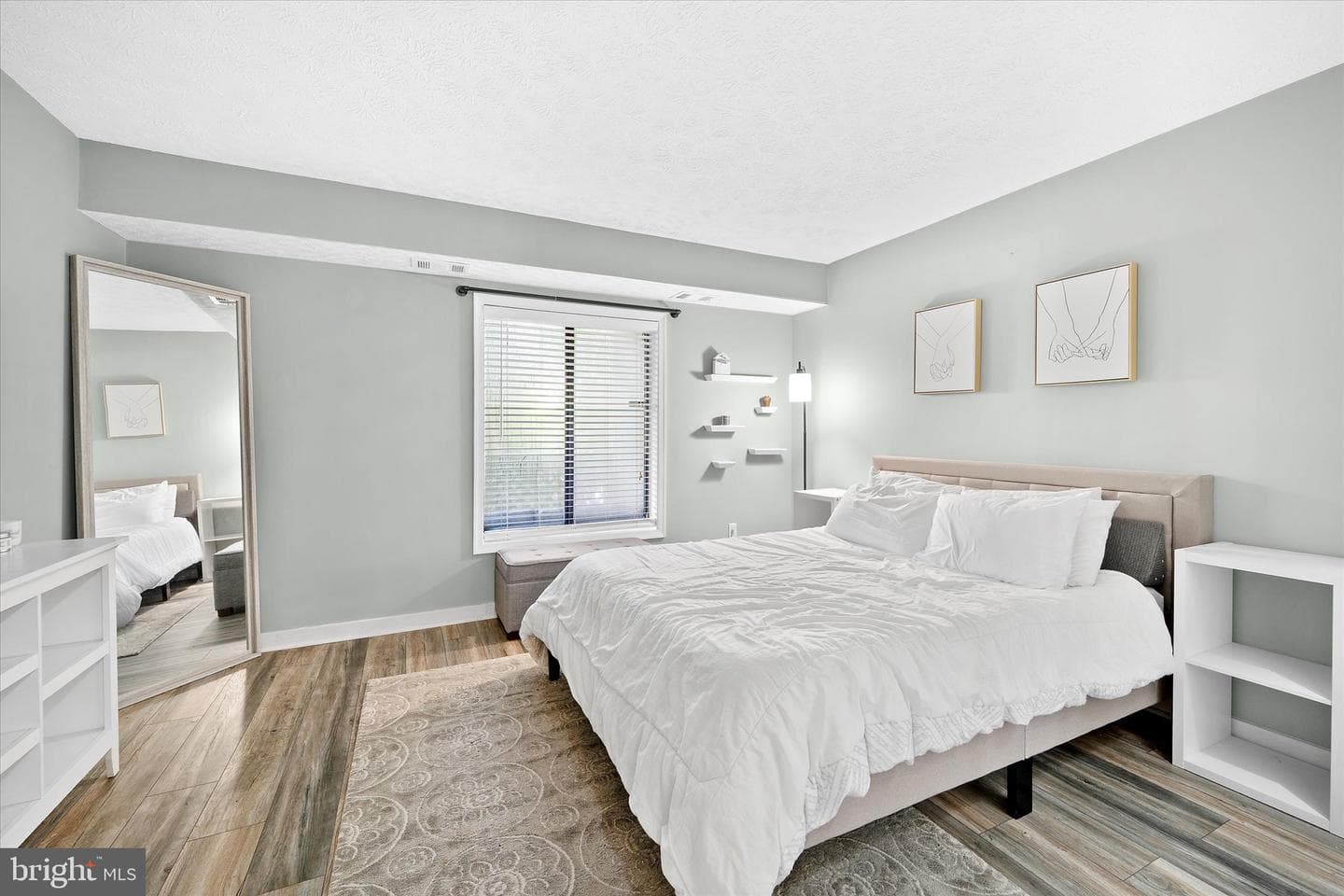 2221 Hunters Run Drive photo 16