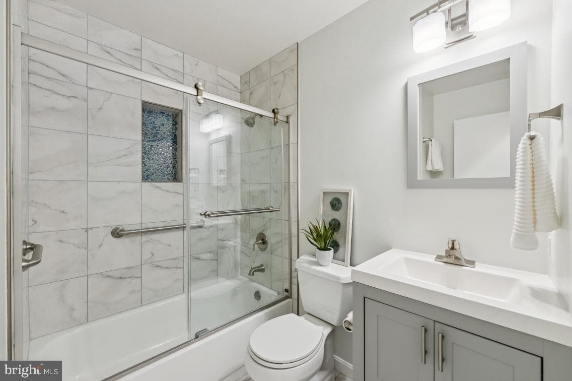 4231 Sleepy Lake Drive photo 27