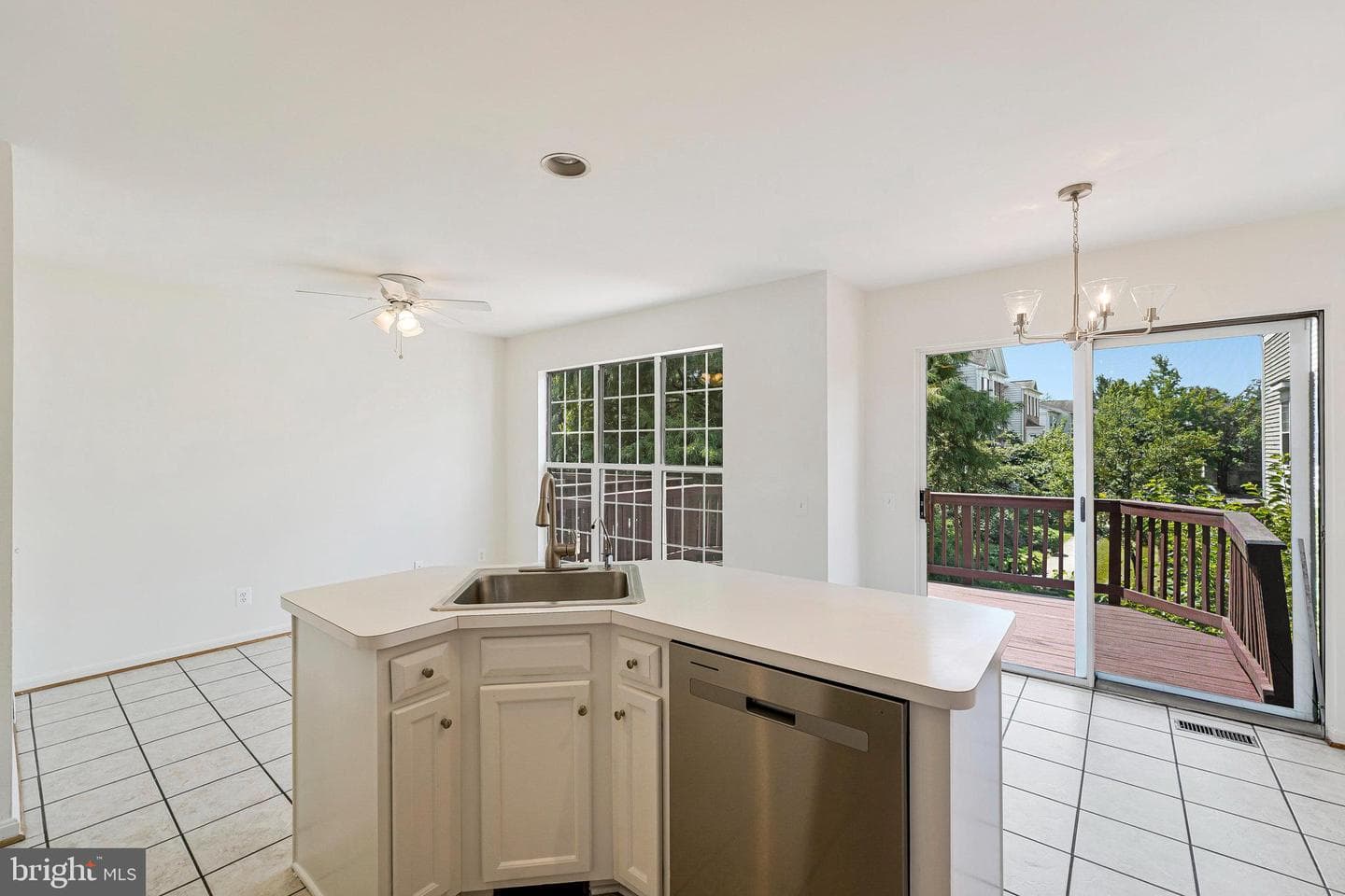 1019 Lexus Way photo 19