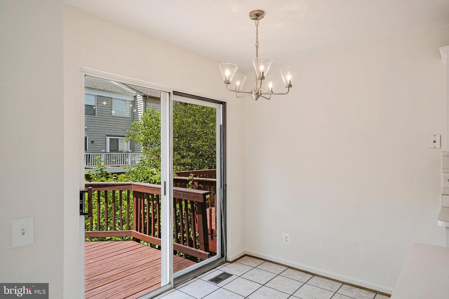 1019 Lexus Way photo 23