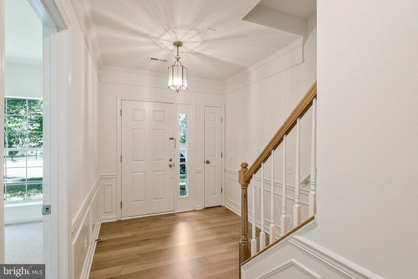 1019 Lexus Way photo 3