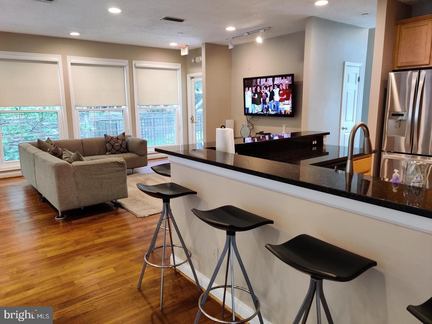 1504 Lincoln Way #305 photo 29