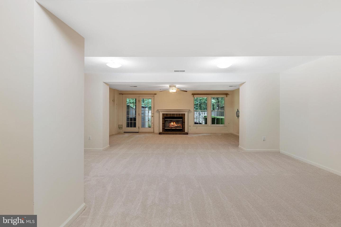7716 Effingham Square photo 33