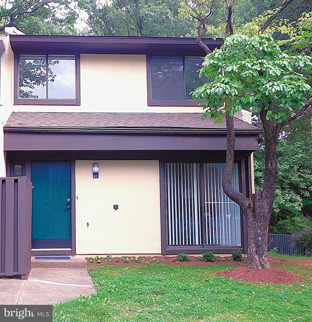 2241 Cartwright Place photo 3