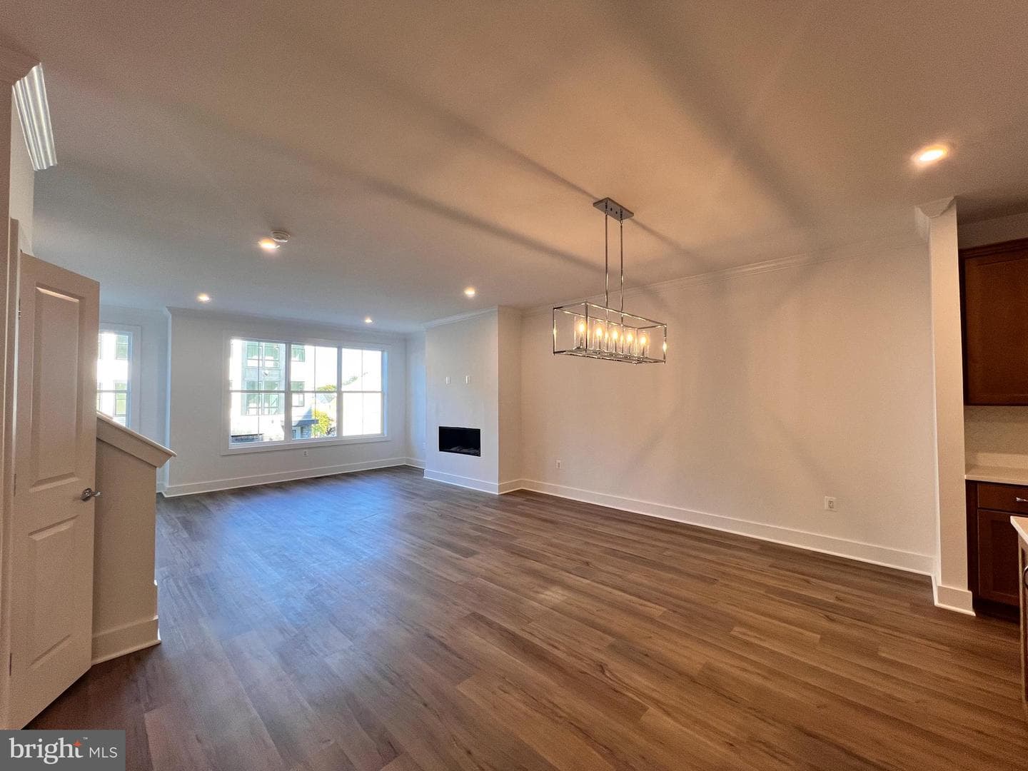 9426 Dandelion Drive photo 10