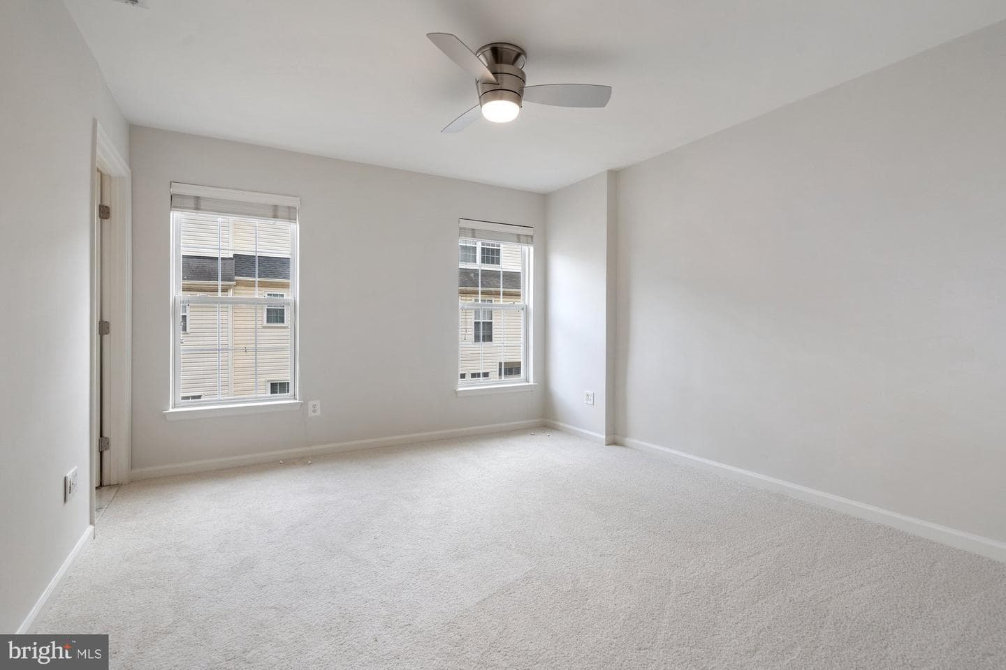 2706 Manhattan Place photo 21