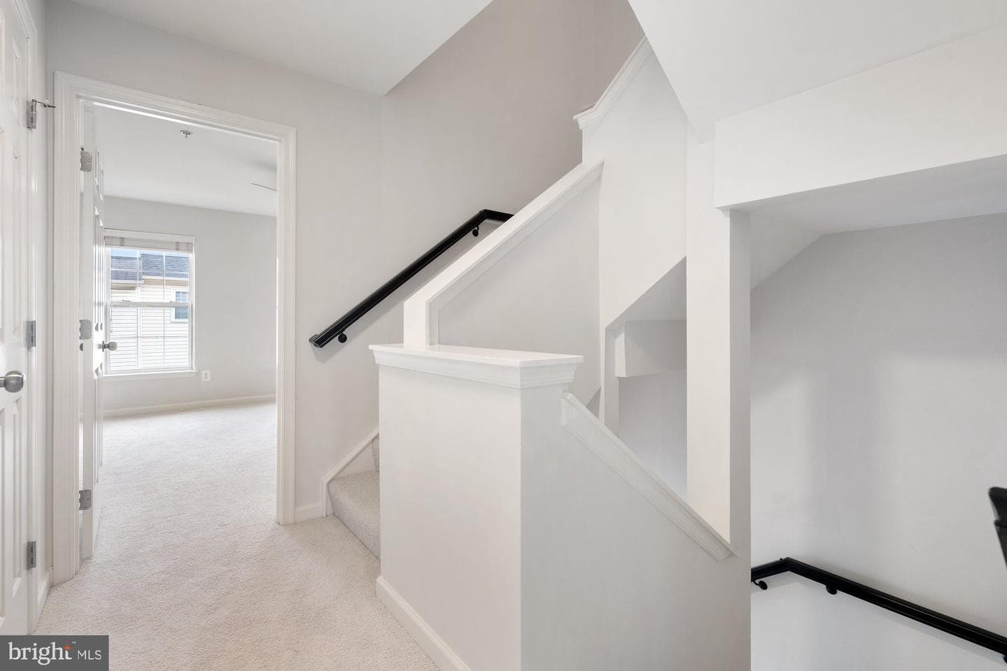 2706 Manhattan Place photo 24