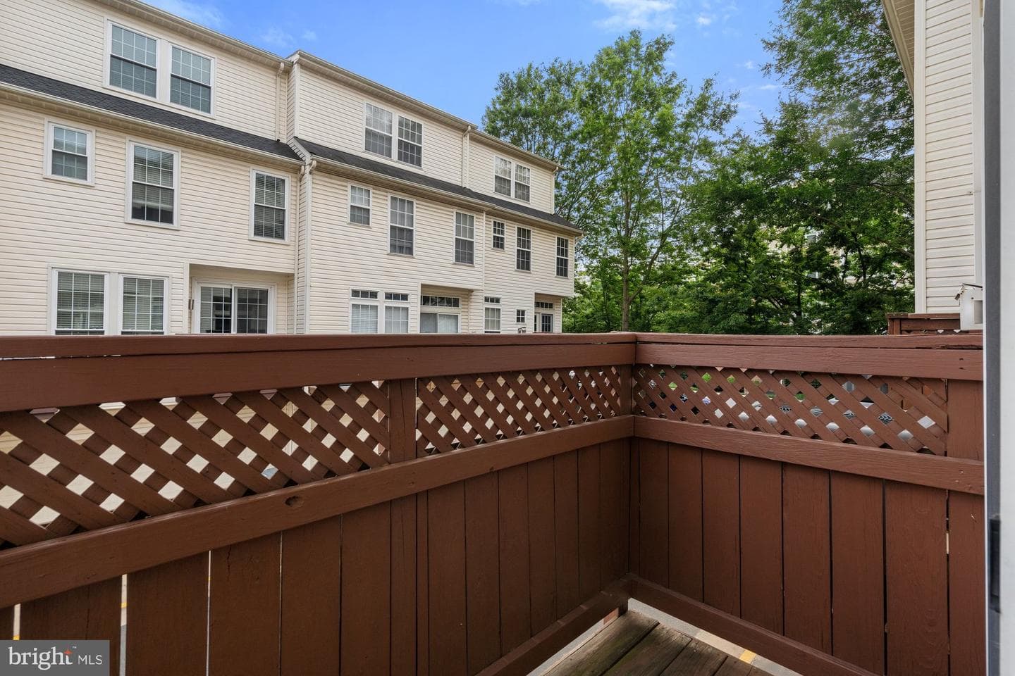 2706 Manhattan Place photo 34