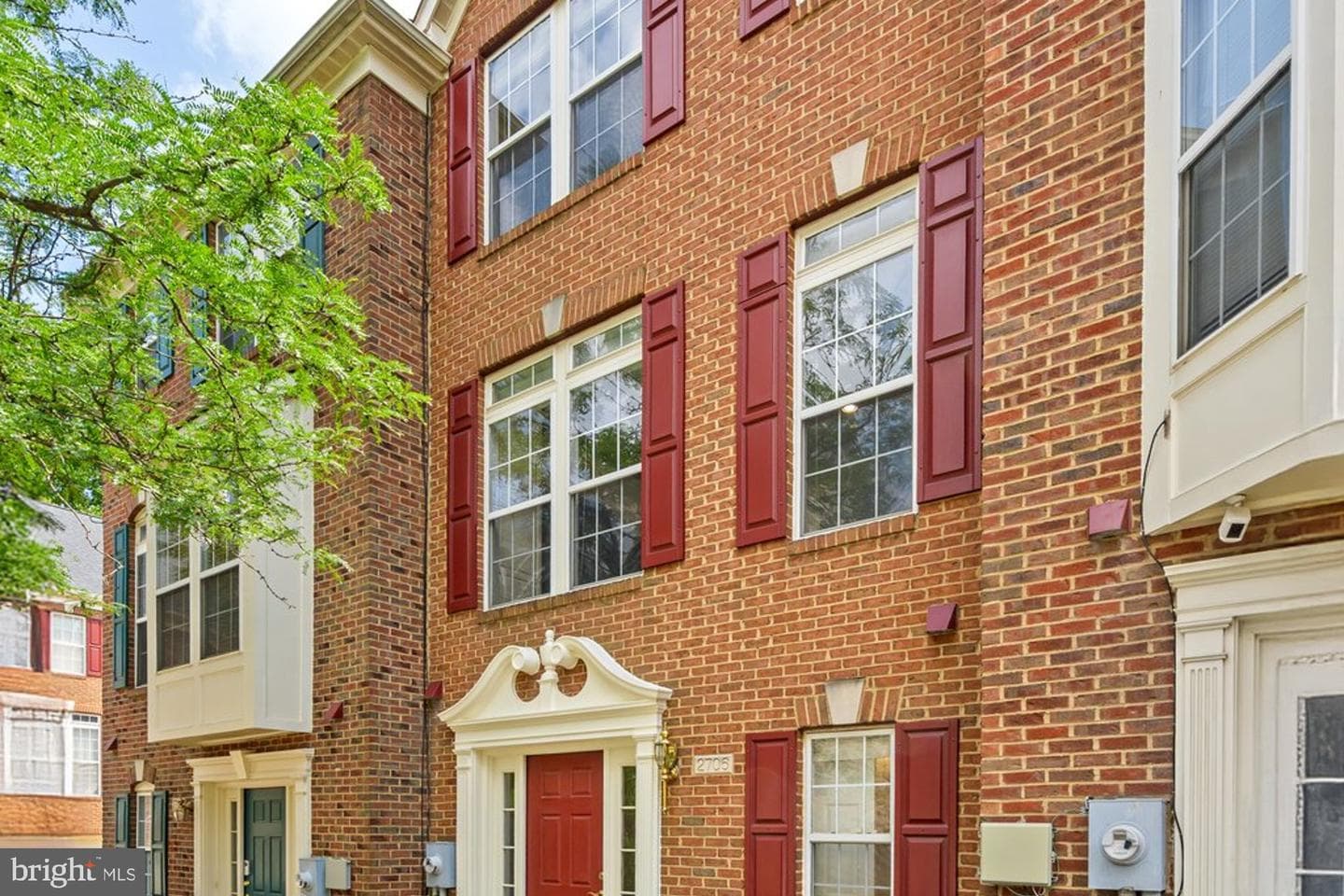 2706 Manhattan Place photo 38
