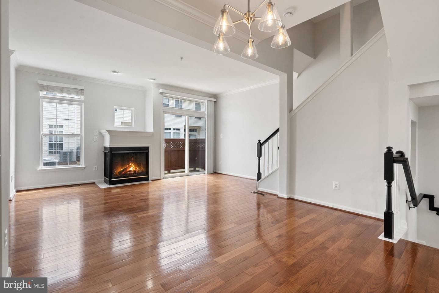 2706 Manhattan Place photo 7