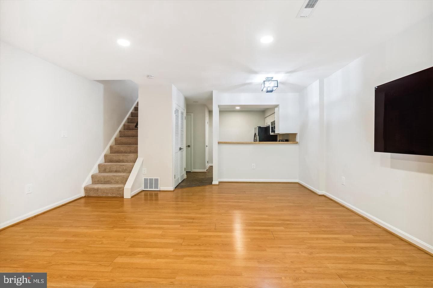 3744 Madison Lane photo 11