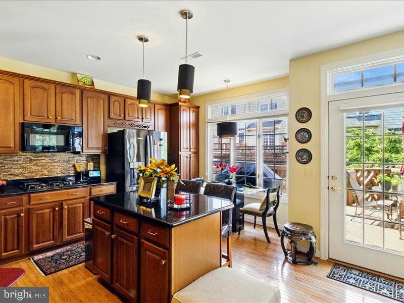 12490 Rose Path Circle photo 6