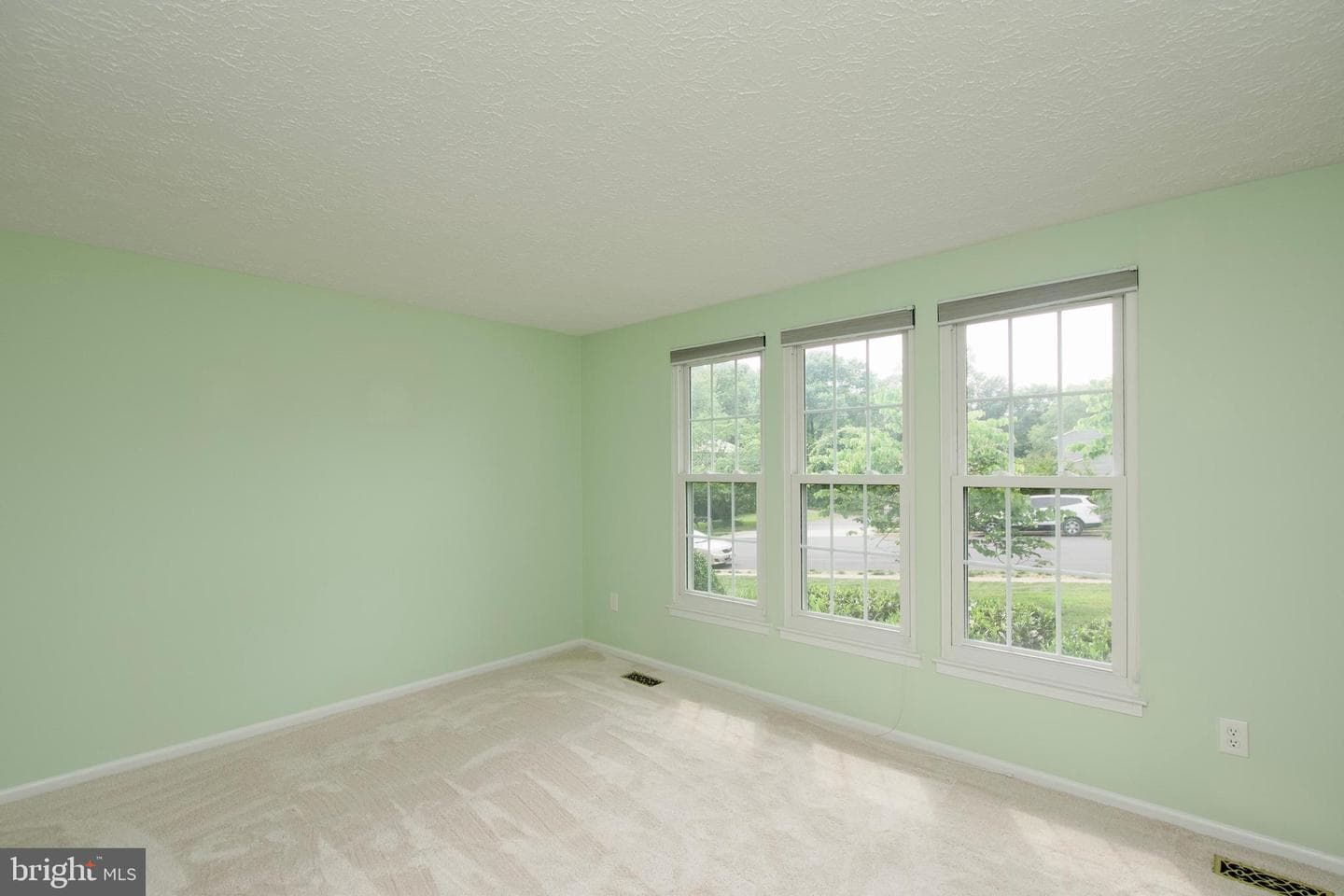 7818 Roundabout Way photo 5