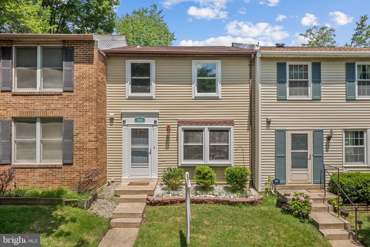 9922 Oakdale Woods Court photo 1