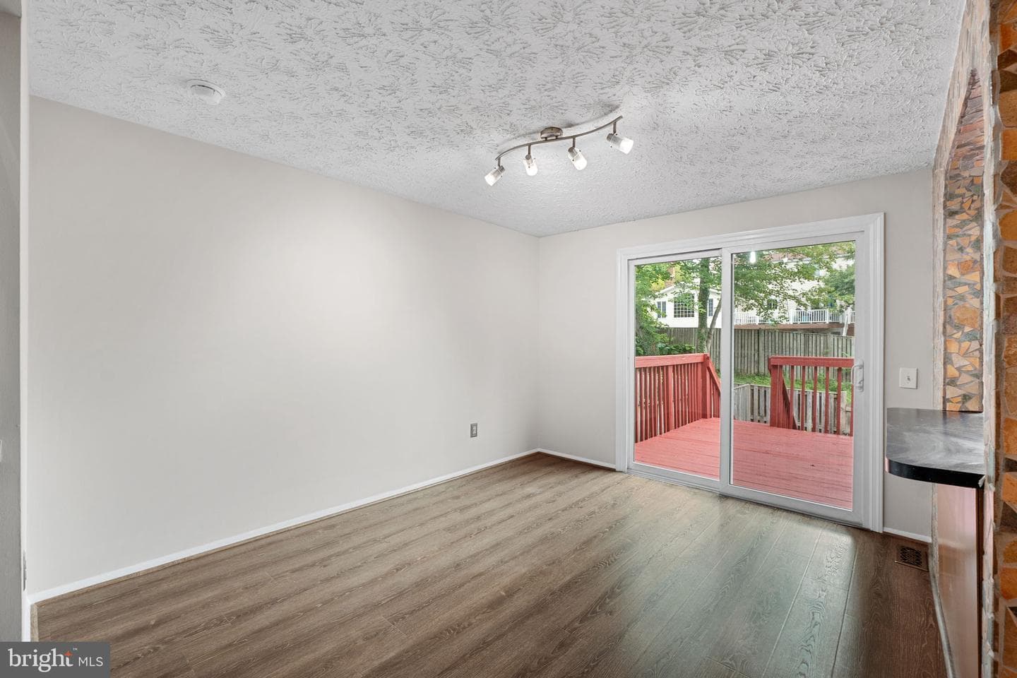 9922 Oakdale Woods Court photo 13
