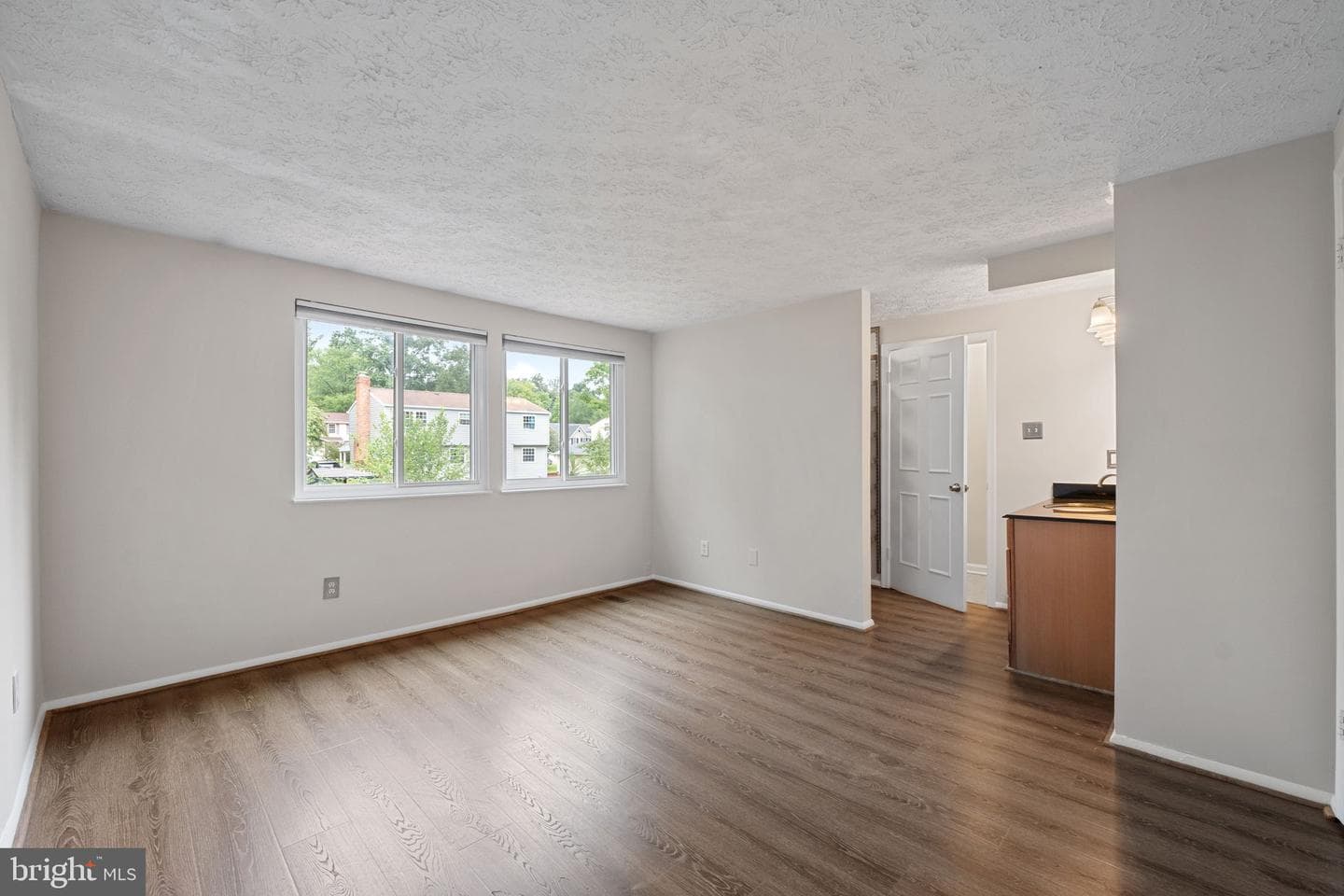 9922 Oakdale Woods Court photo 24