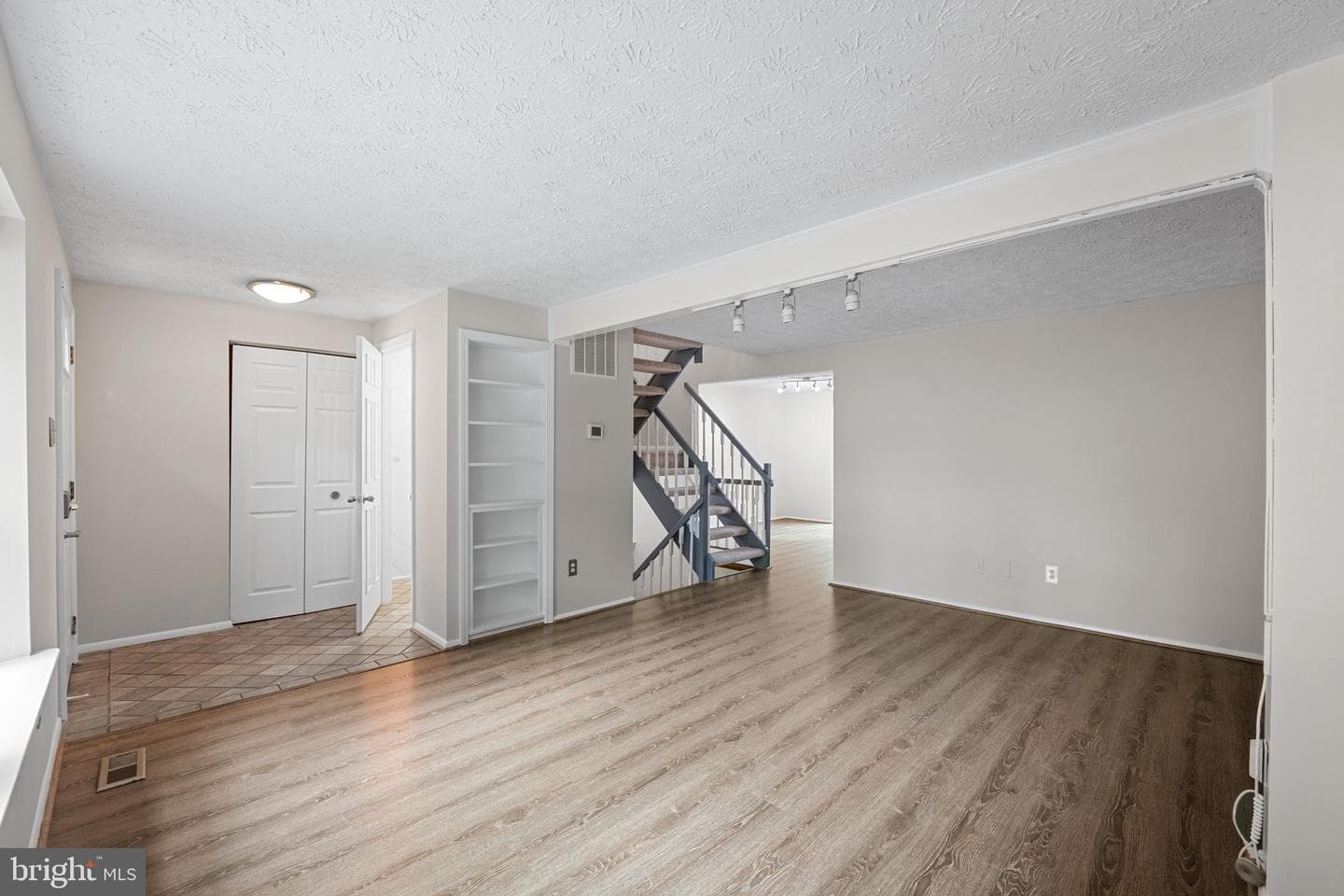 9922 Oakdale Woods Court photo 9