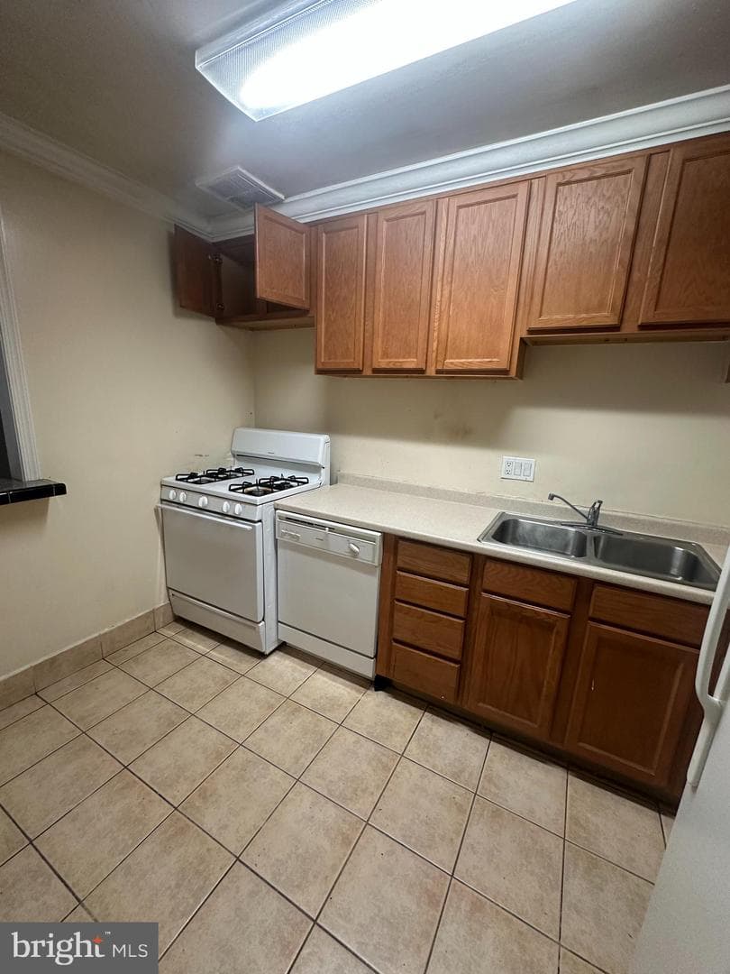 7971 Audubon Avenue #202 photo 4