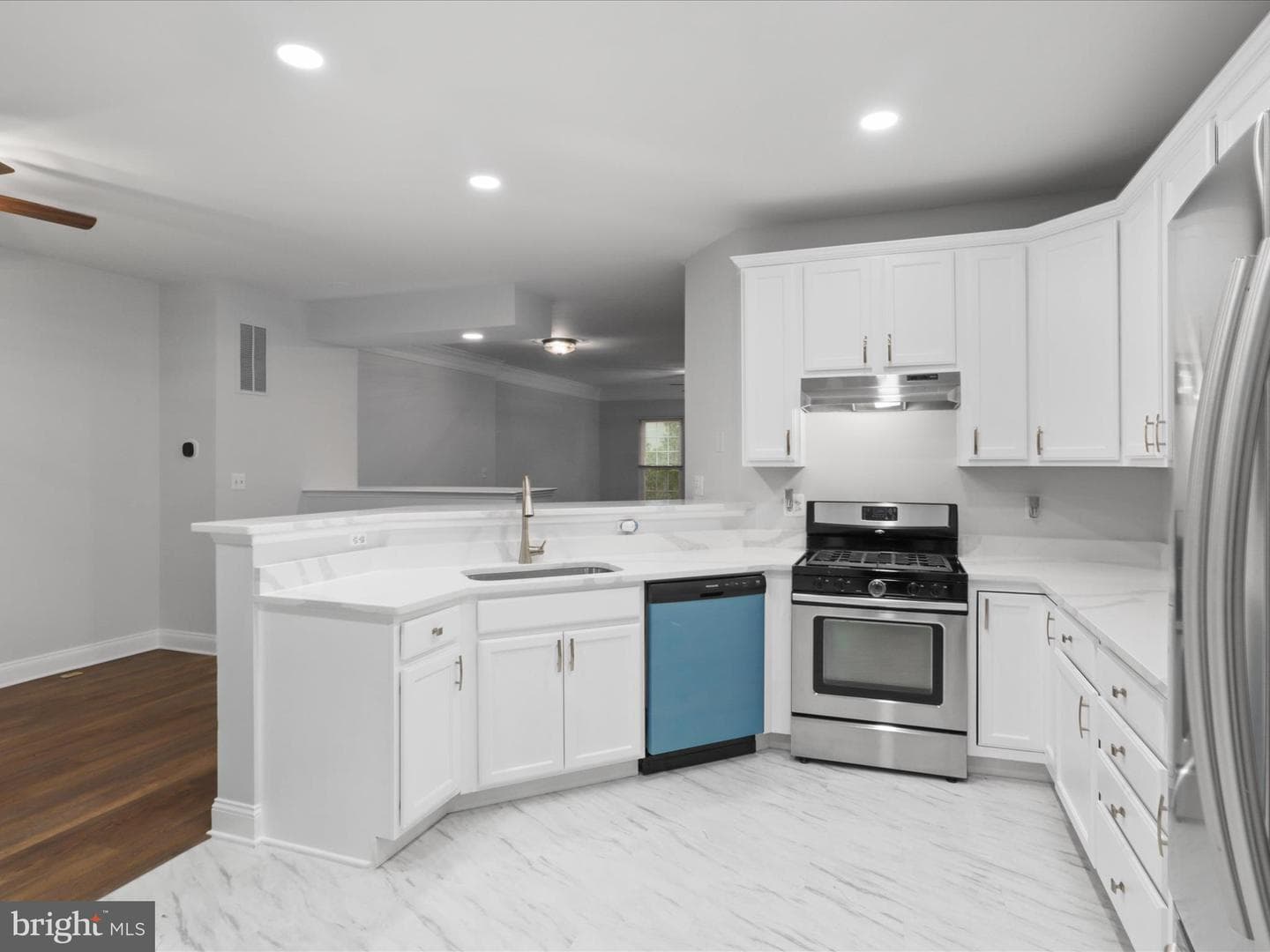 2132 Capstone Circle photo 21
