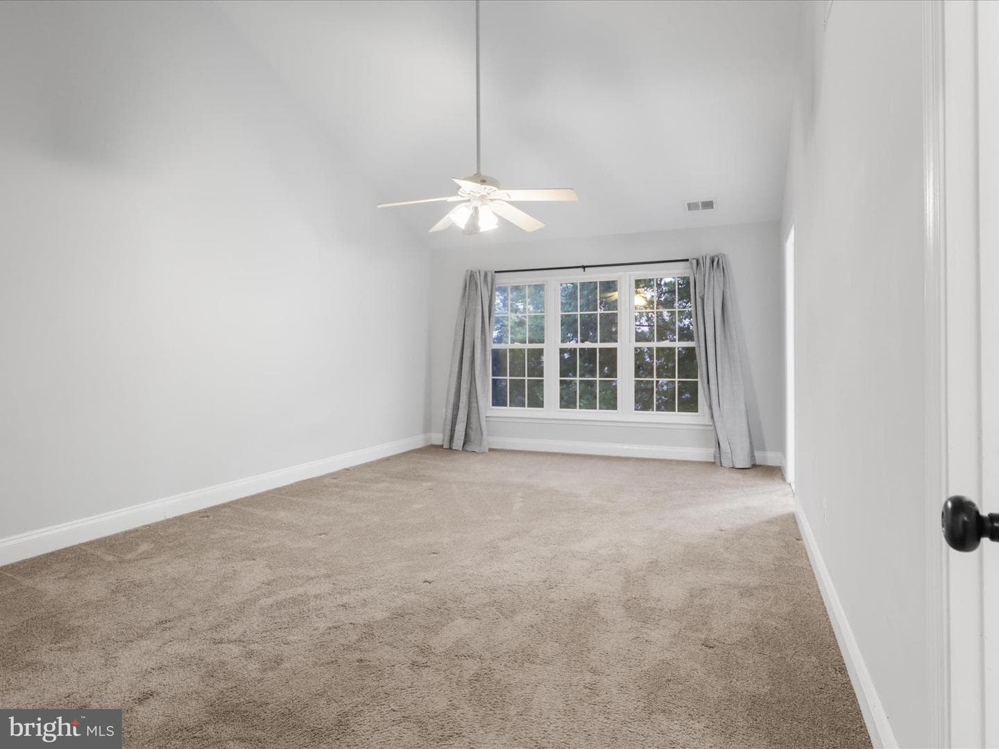 2132 Capstone Circle photo 28