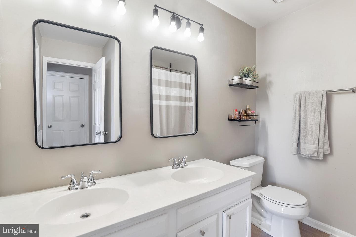 9230 Cardinal Forest Lane #301 photo 27