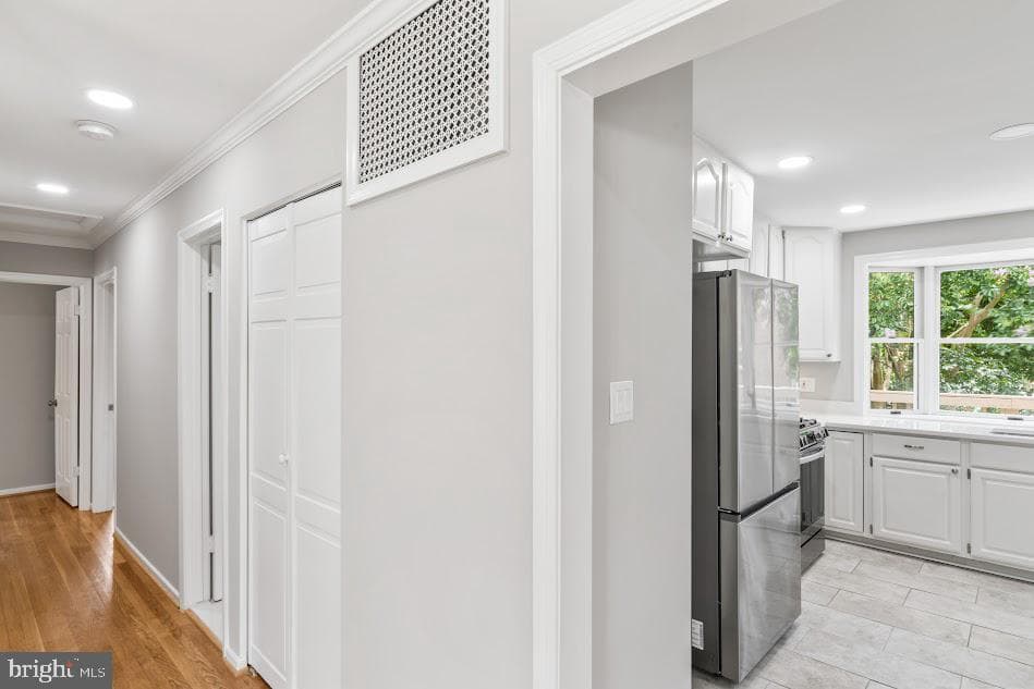 1121 Collingwood Road photo 21