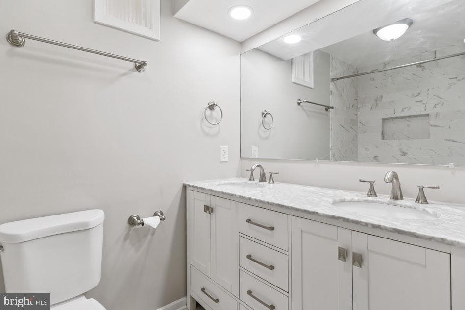 1121 Collingwood Road photo 24