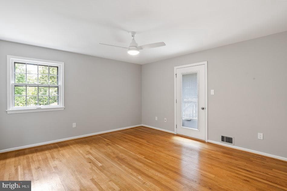1121 Collingwood Road photo 34