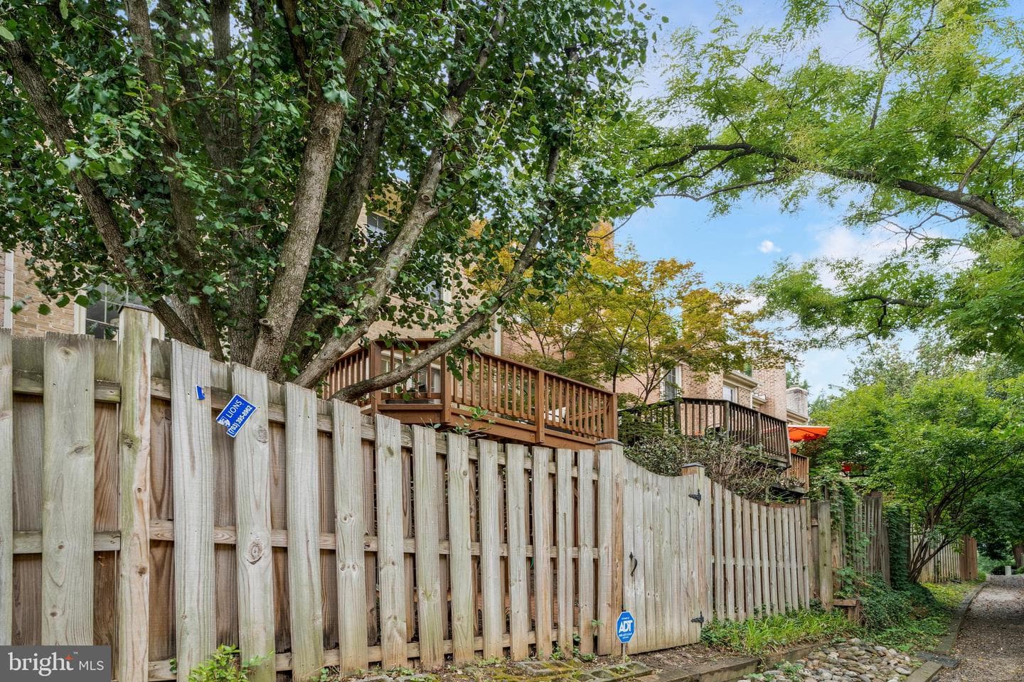 2111 Kings Garden Way photo 39