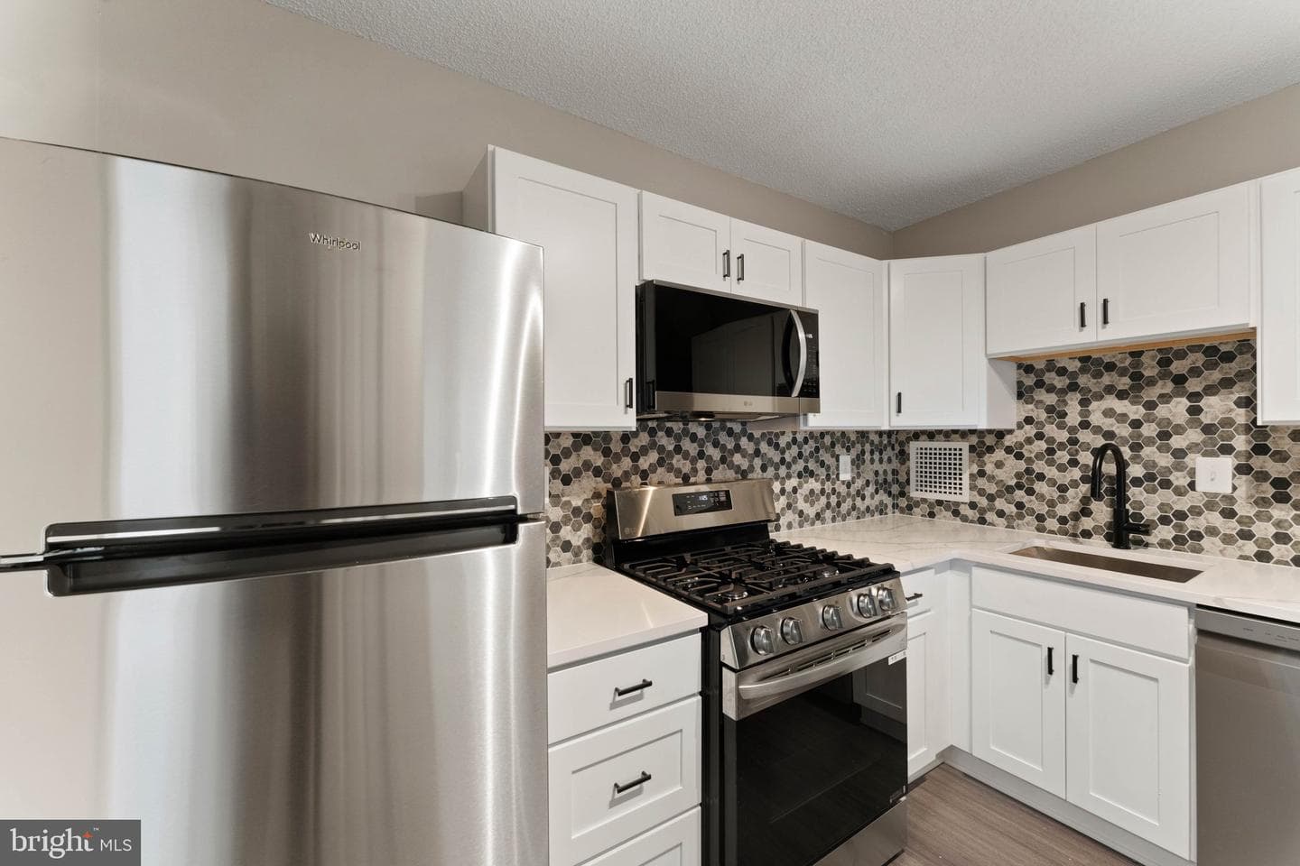3701 S George Mason Drive #918n photo 19