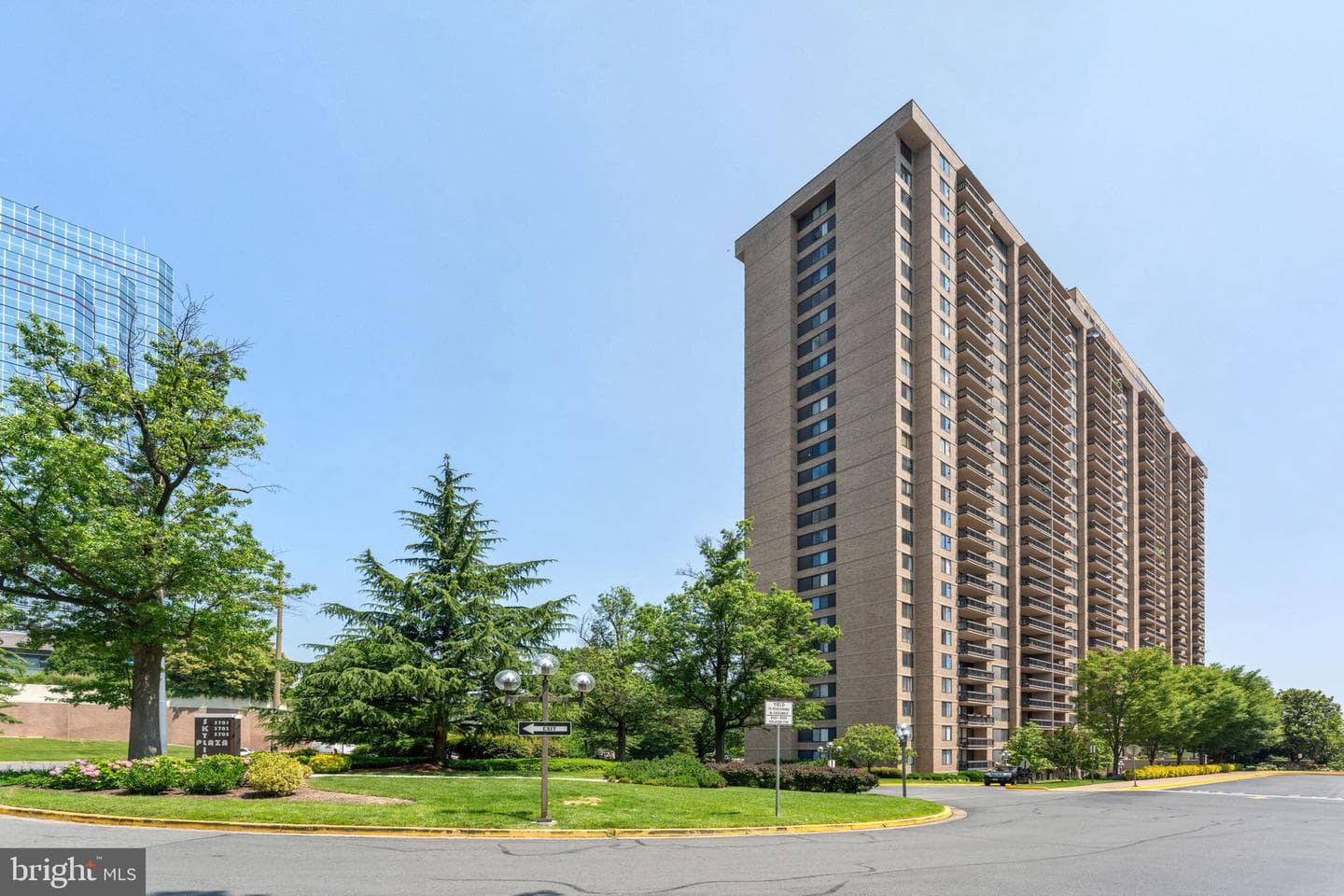 3701 S George Mason Drive #918n photo 4