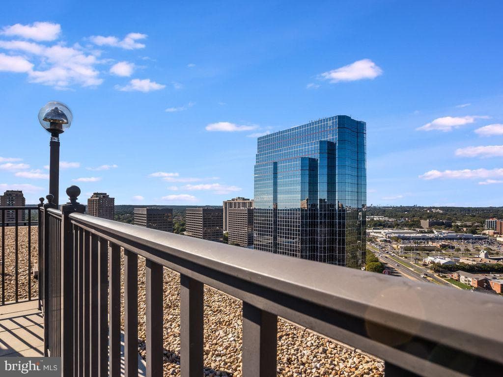 3701 S George Mason Drive #918n photo 59