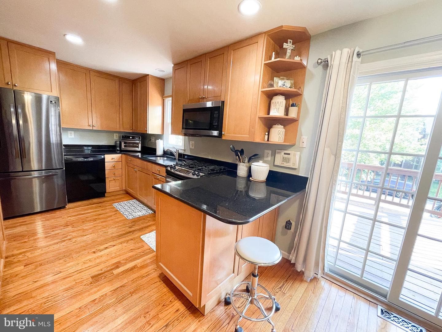 8259 Cedar Landing Court photo 14