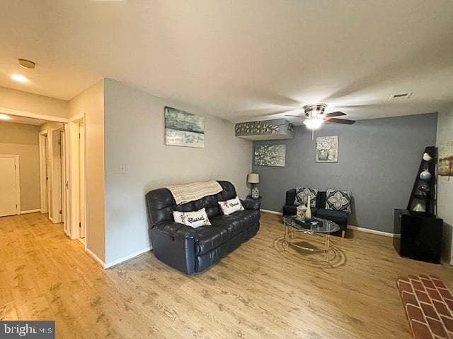 8259 Cedar Landing Court photo 24