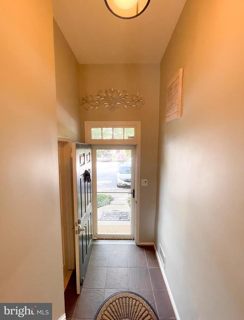 8259 Cedar Landing Court photo 3
