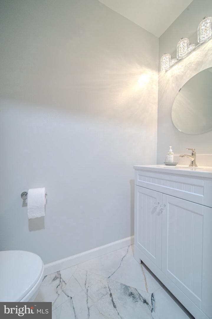 5962 Powells Landing Road photo 19