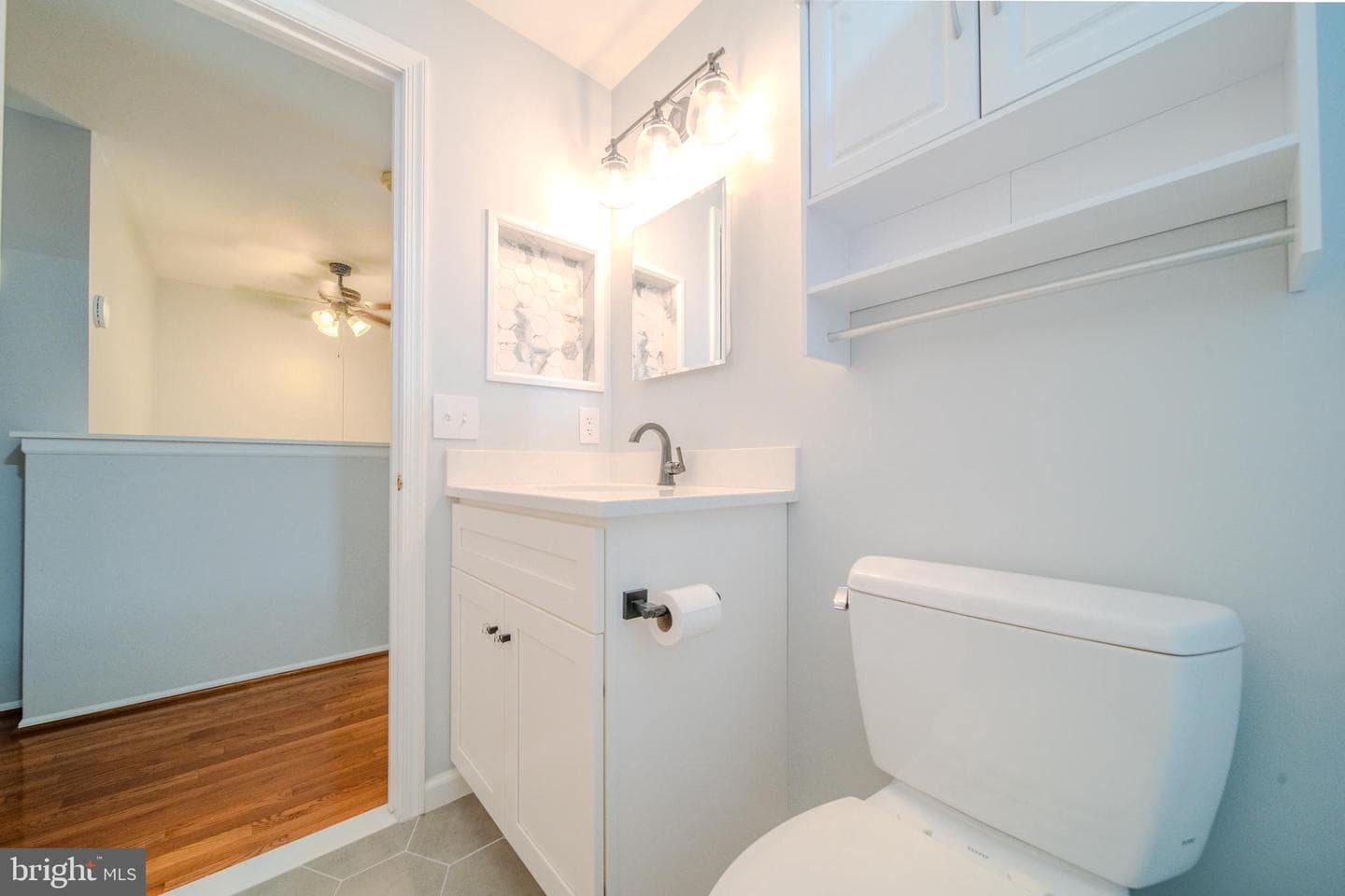 5962 Powells Landing Road photo 30