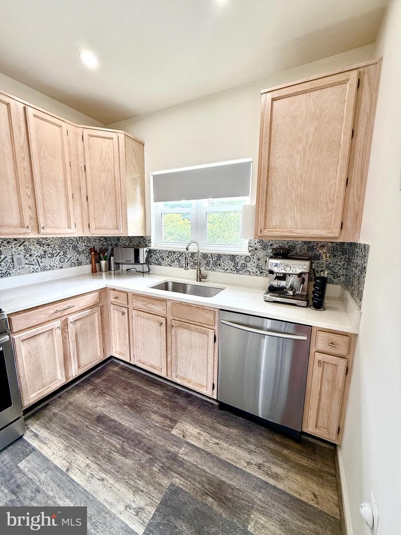 6541 Grange Lane #401 photo 15