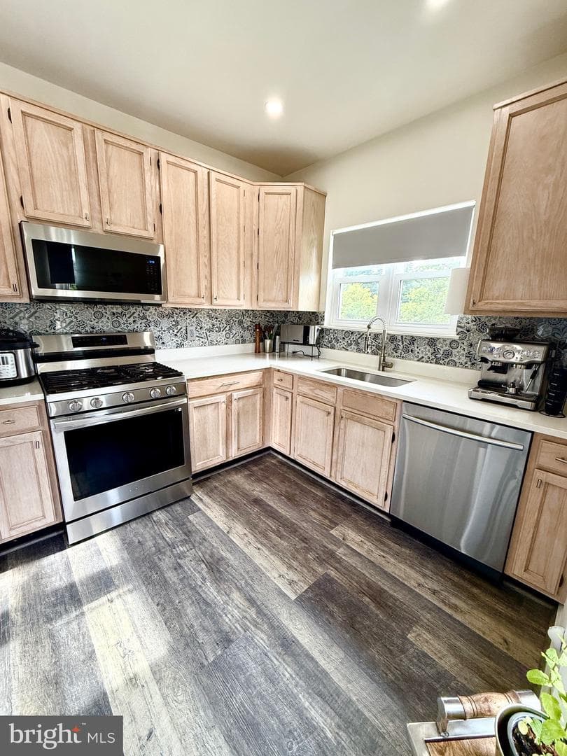 6541 Grange Lane #401 photo 16