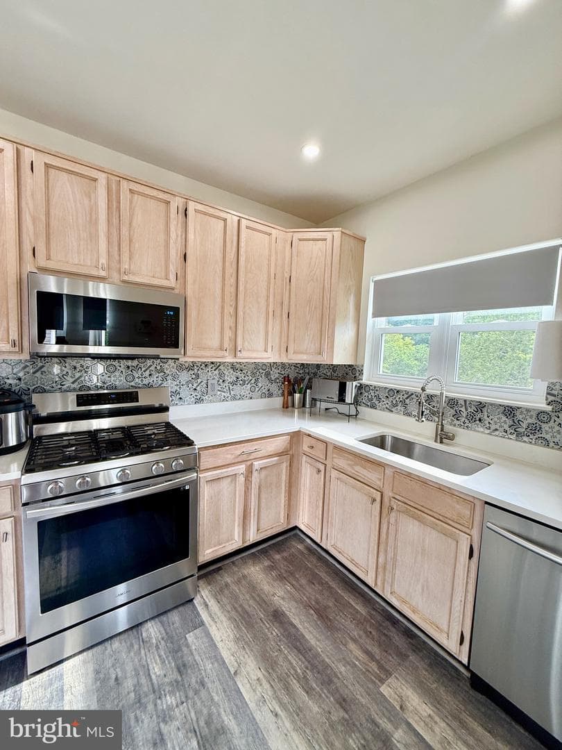6541 Grange Lane #401 photo 17