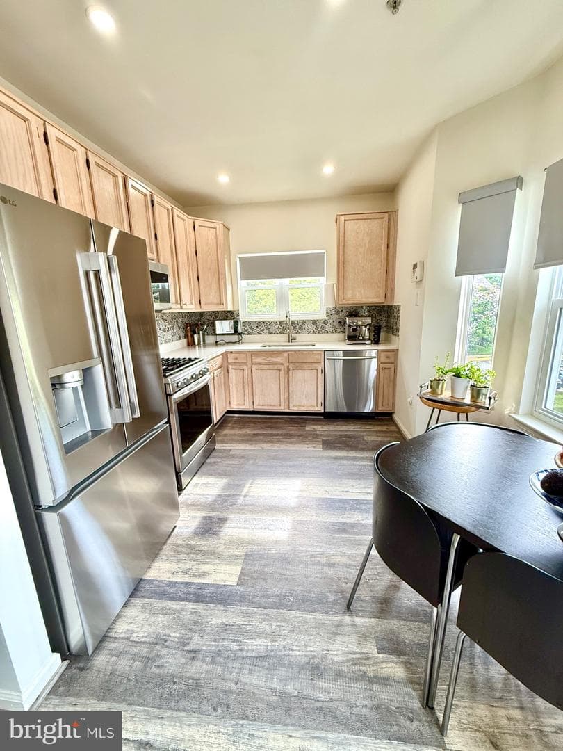 6541 Grange Lane #401 photo 19