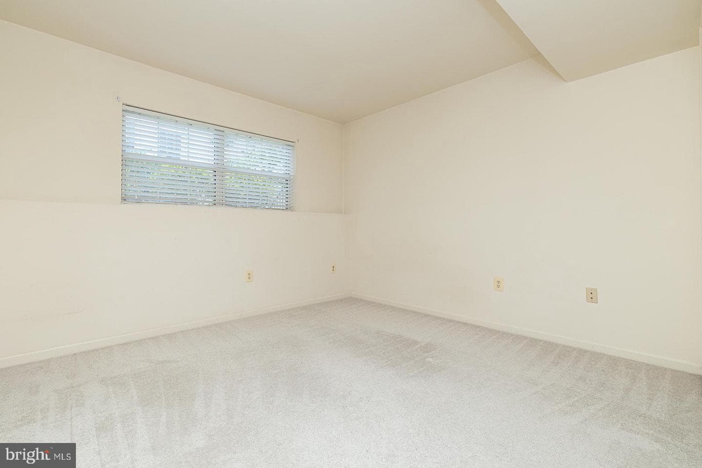5819 Stream Pond Court photo 17