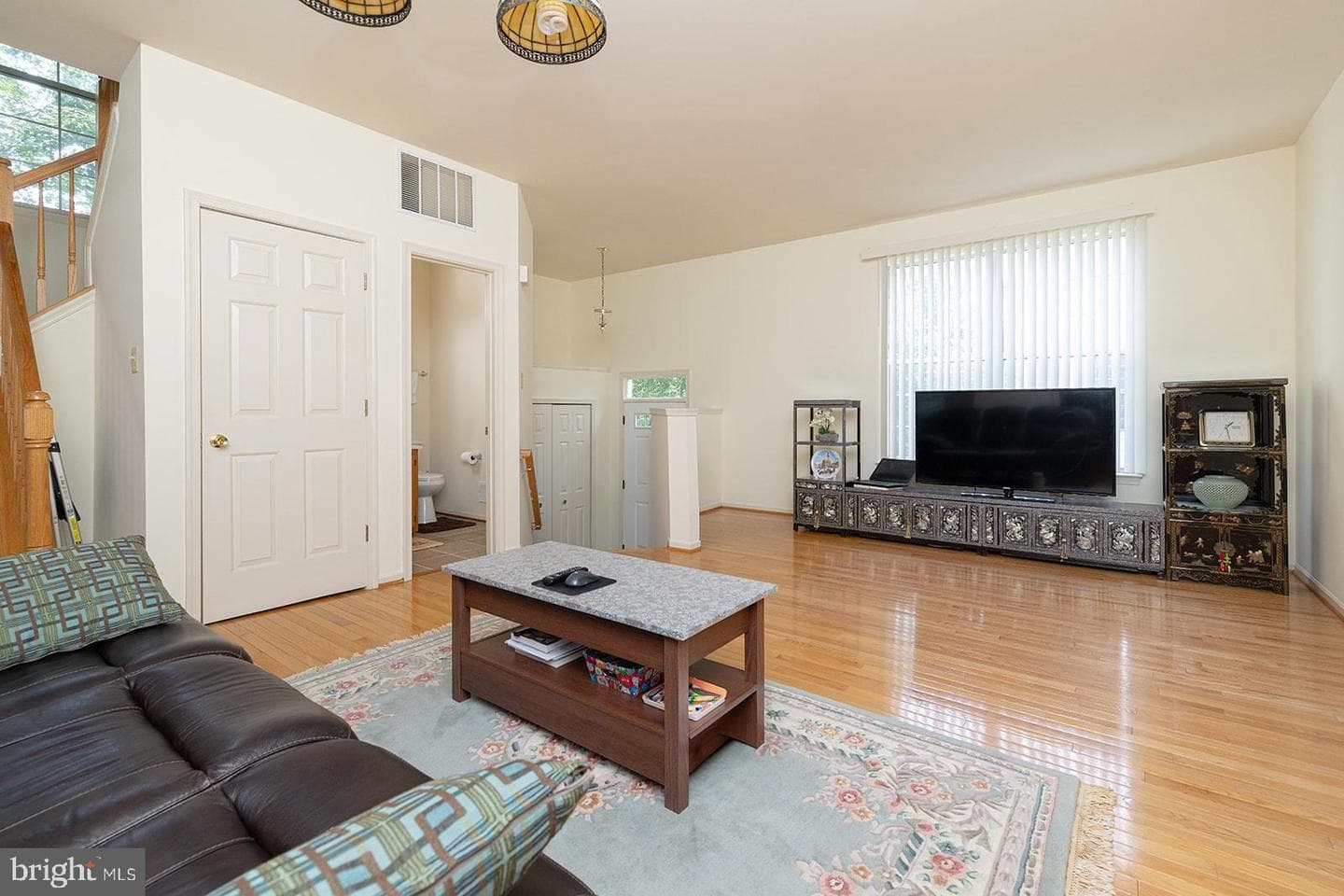 5819 Stream Pond Court photo 4
