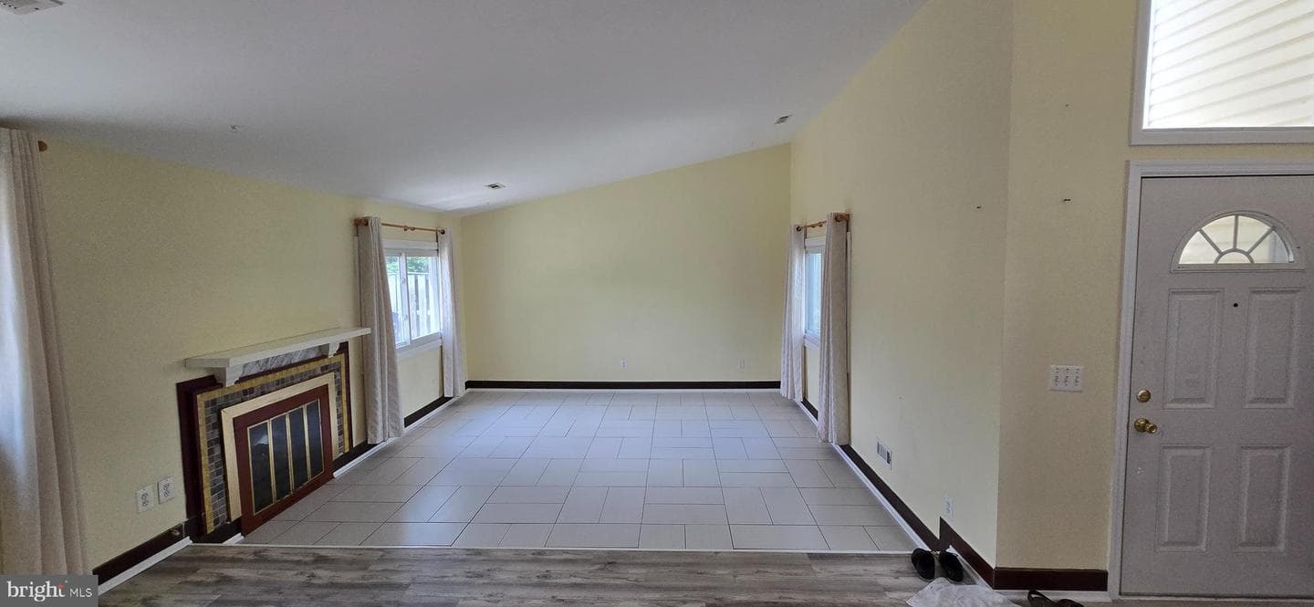 350 Juniper Court photo 30