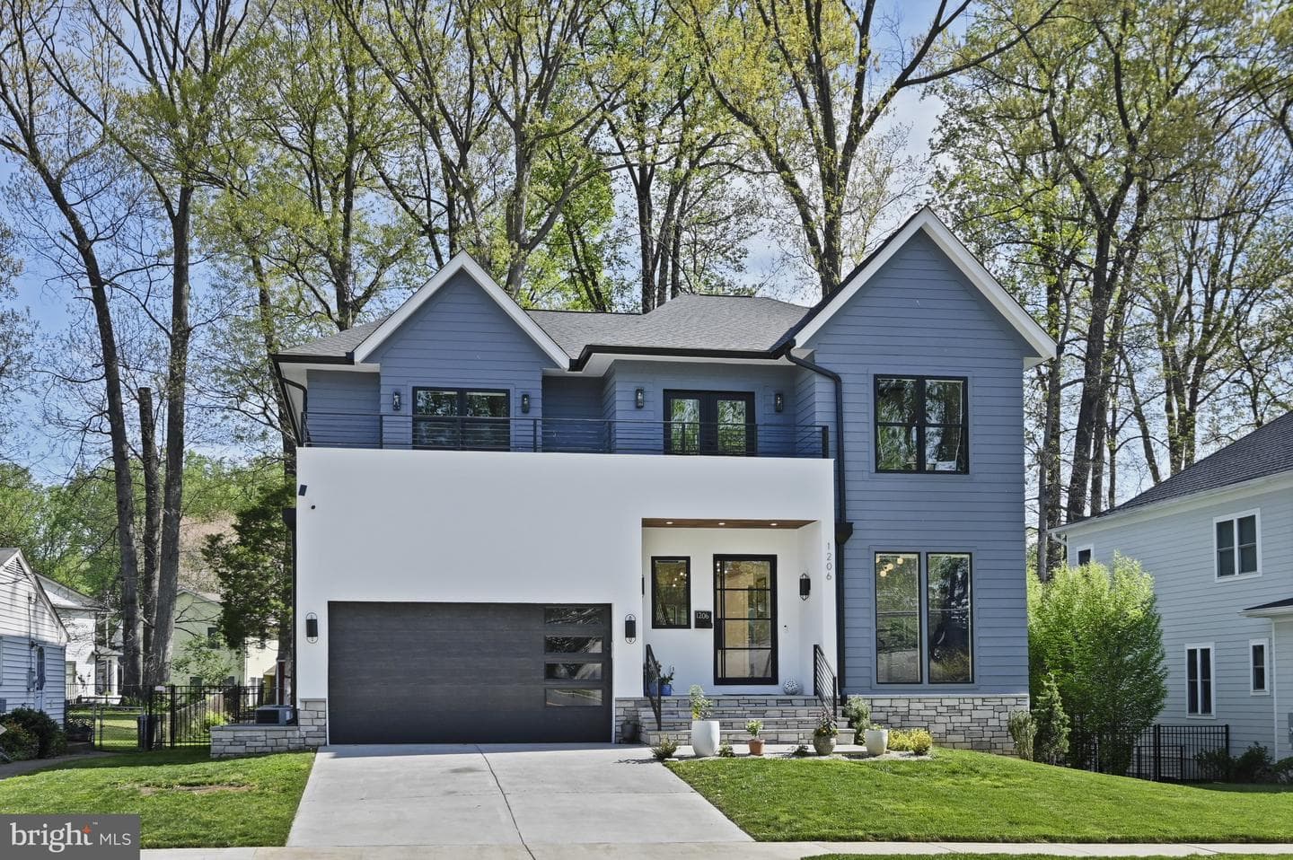 1206 Cottage Street SW photo 3