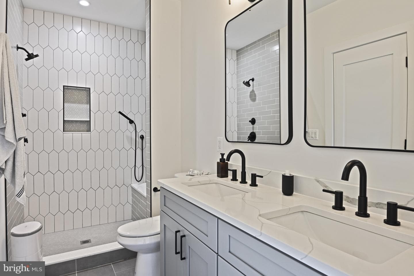 1206 Cottage Street SW photo 42