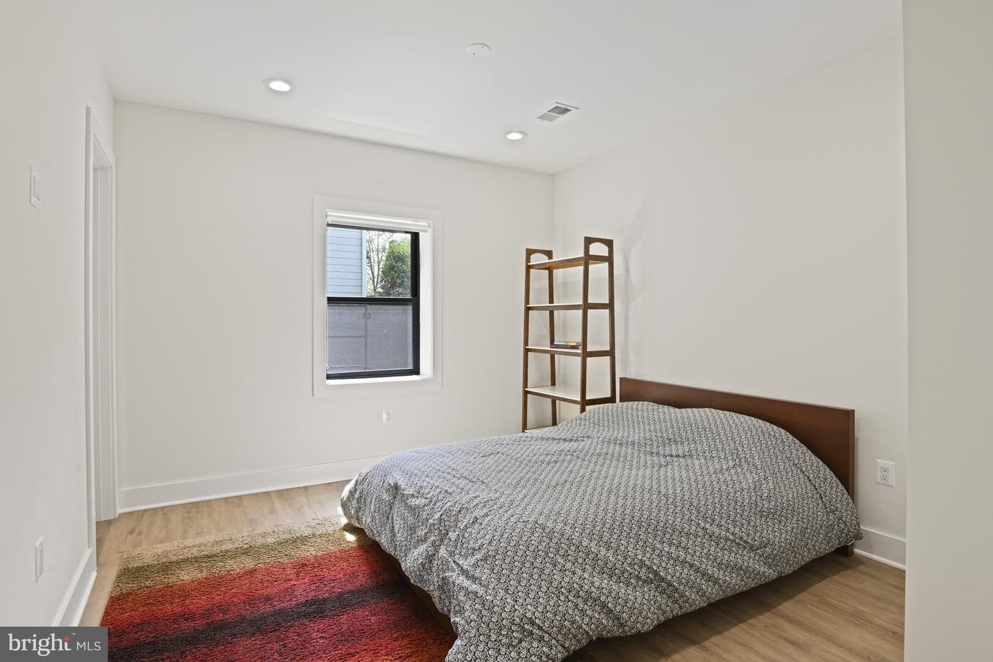 1206 Cottage Street SW photo 55