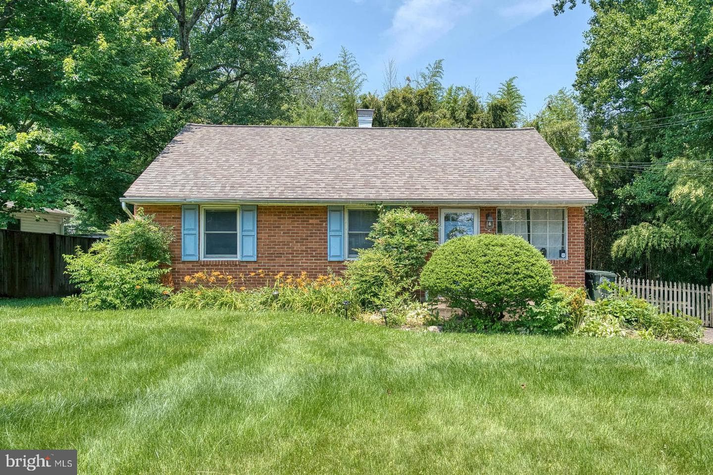 7534 Burnside Court photo 2