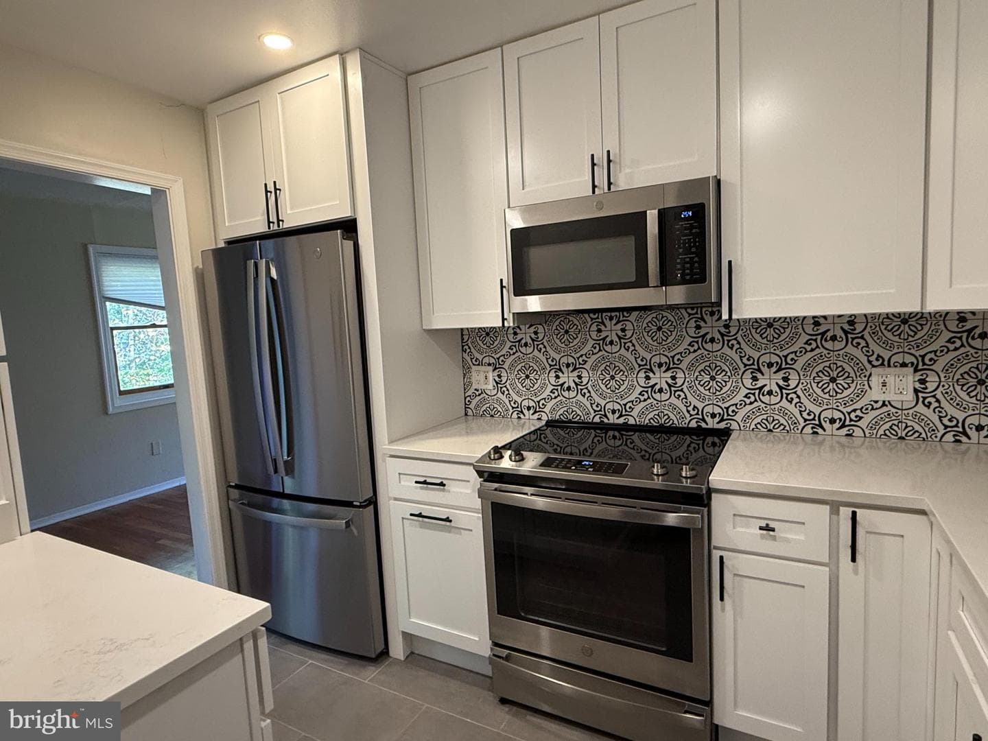 7534 Burnside Court photo 4