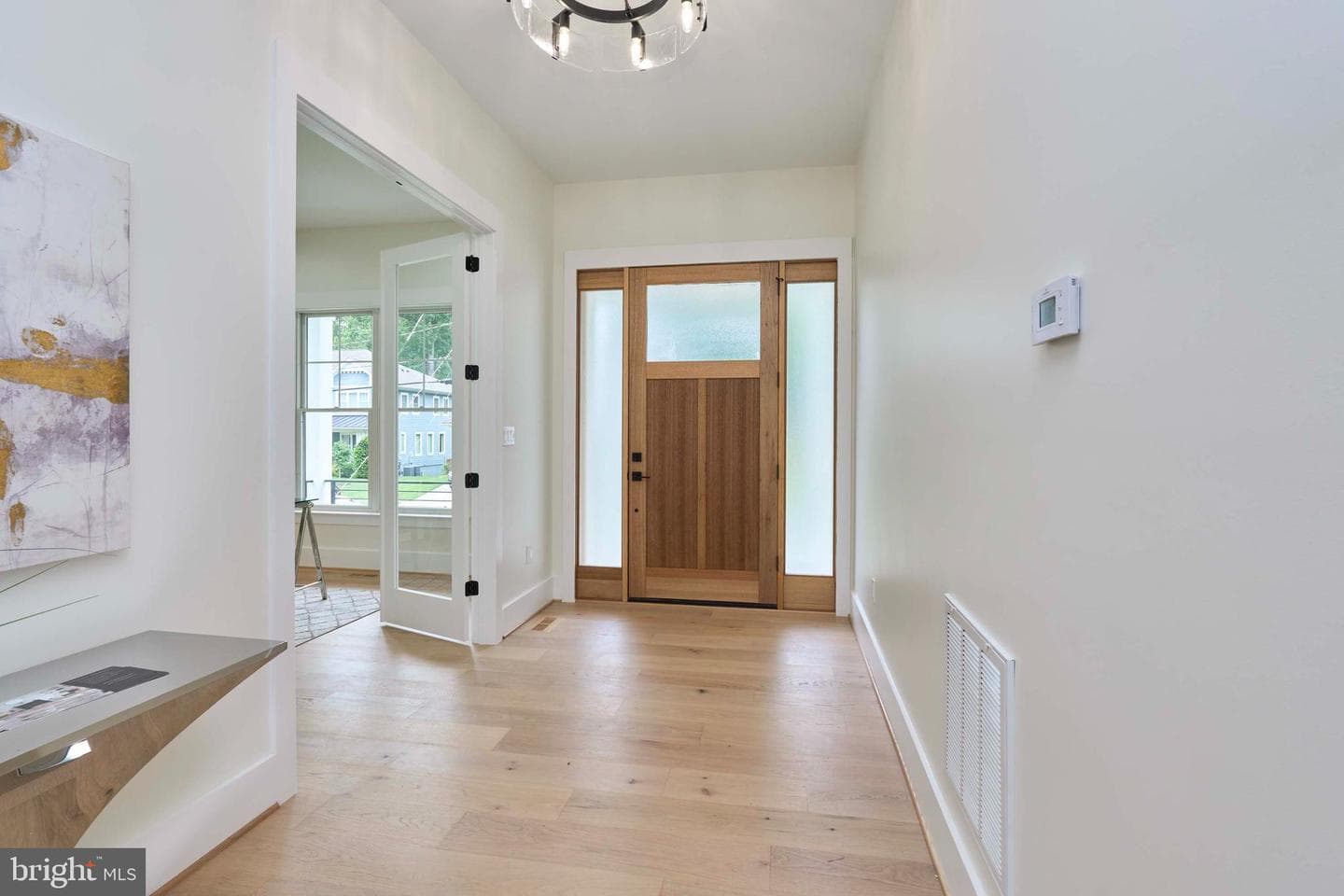 517 Walker Street SW photo 3